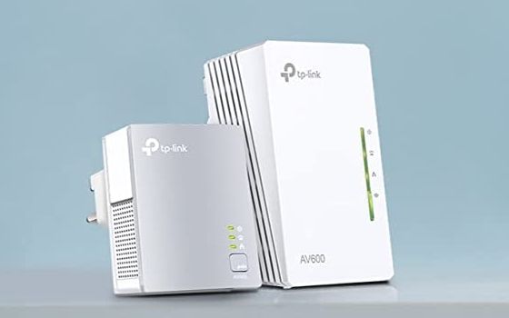White Powerline Adapter WiFi Booster Kit