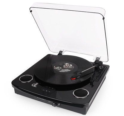 a record rotates on a turntable at 33 rpm.